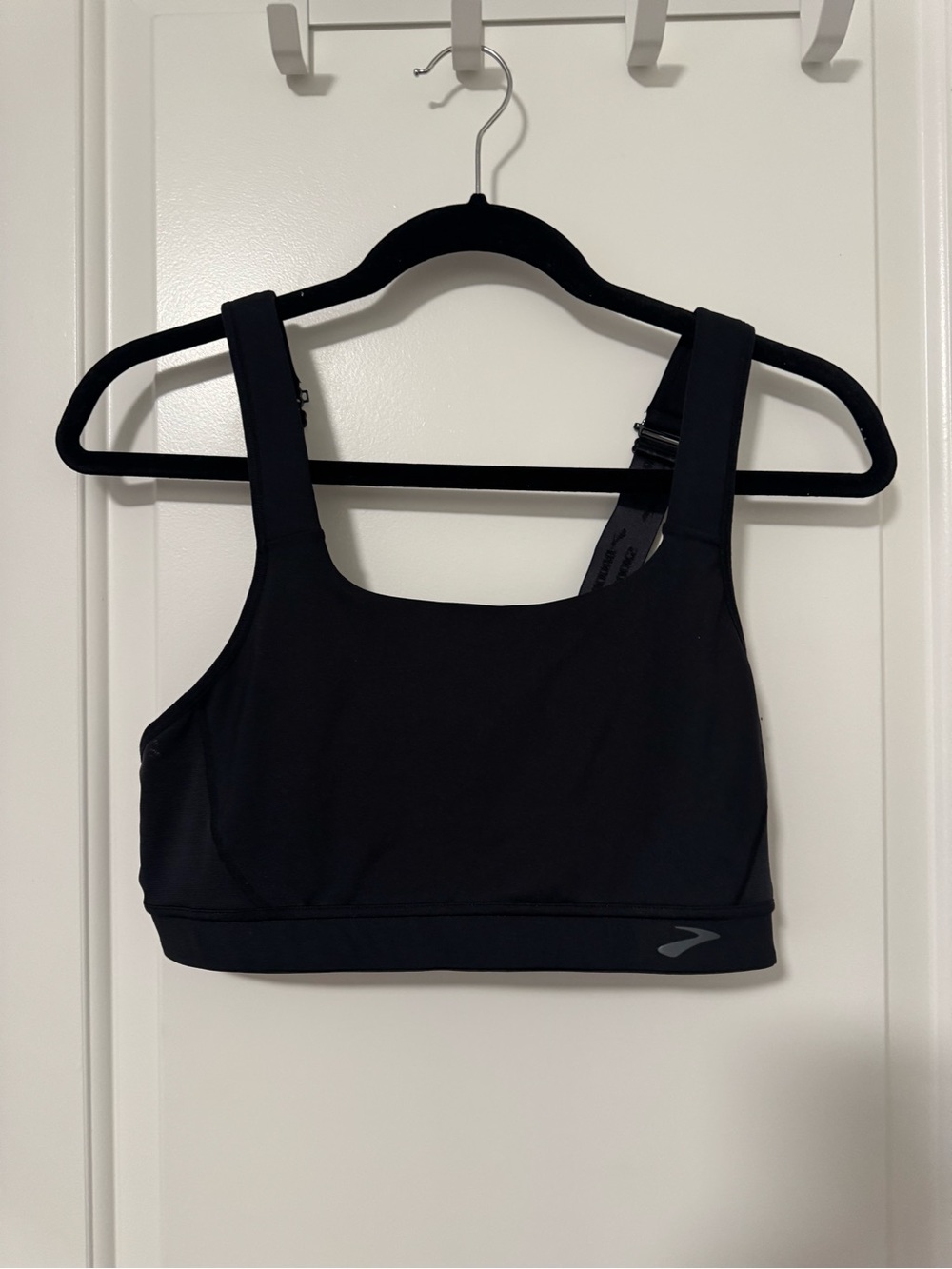 Brooks Black Square-Neck Sports Bra with Wide Straps